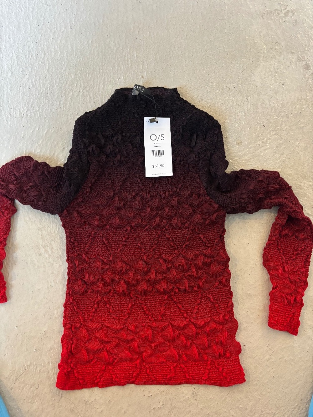 Akira ombre gradient top - Picture 1 of 3
